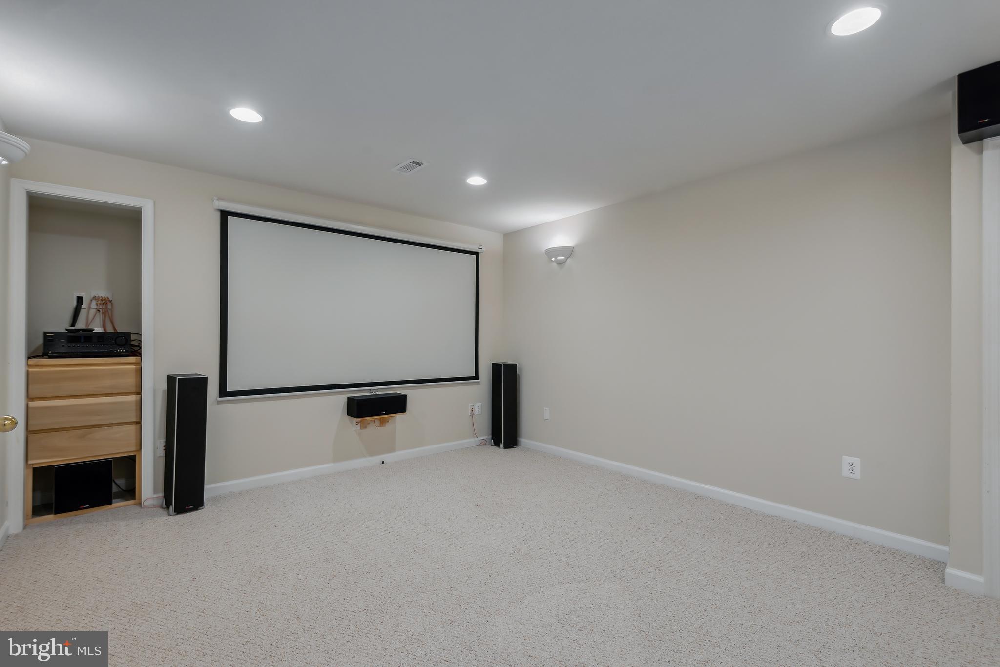 18303 Thundercloud Rd