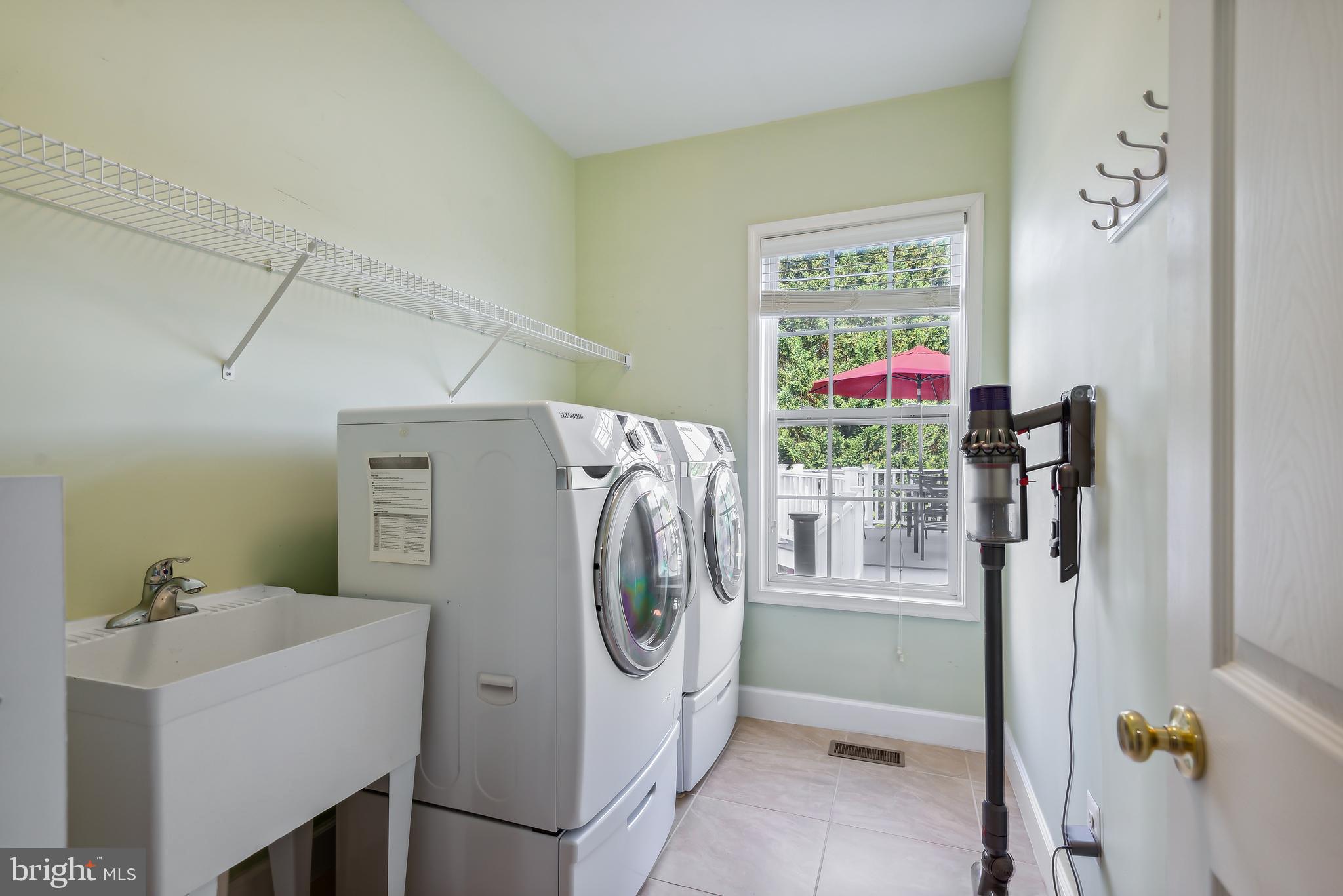 18303 Thundercloud Rd