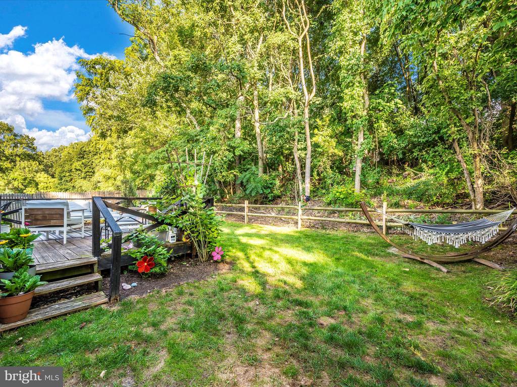 24007 Stringtown Rd