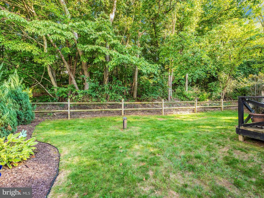 24007 Stringtown Rd