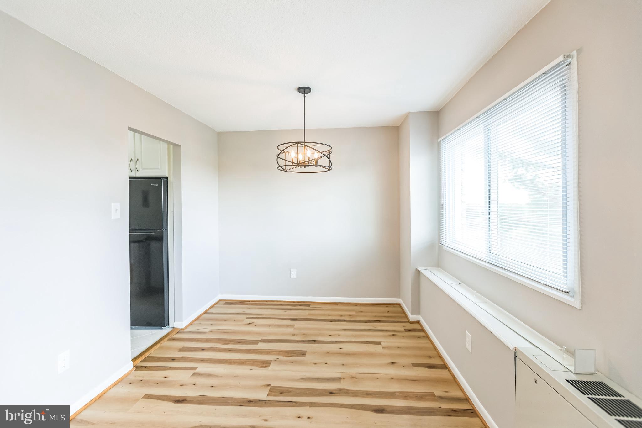 1121 University Blvd W #915-B