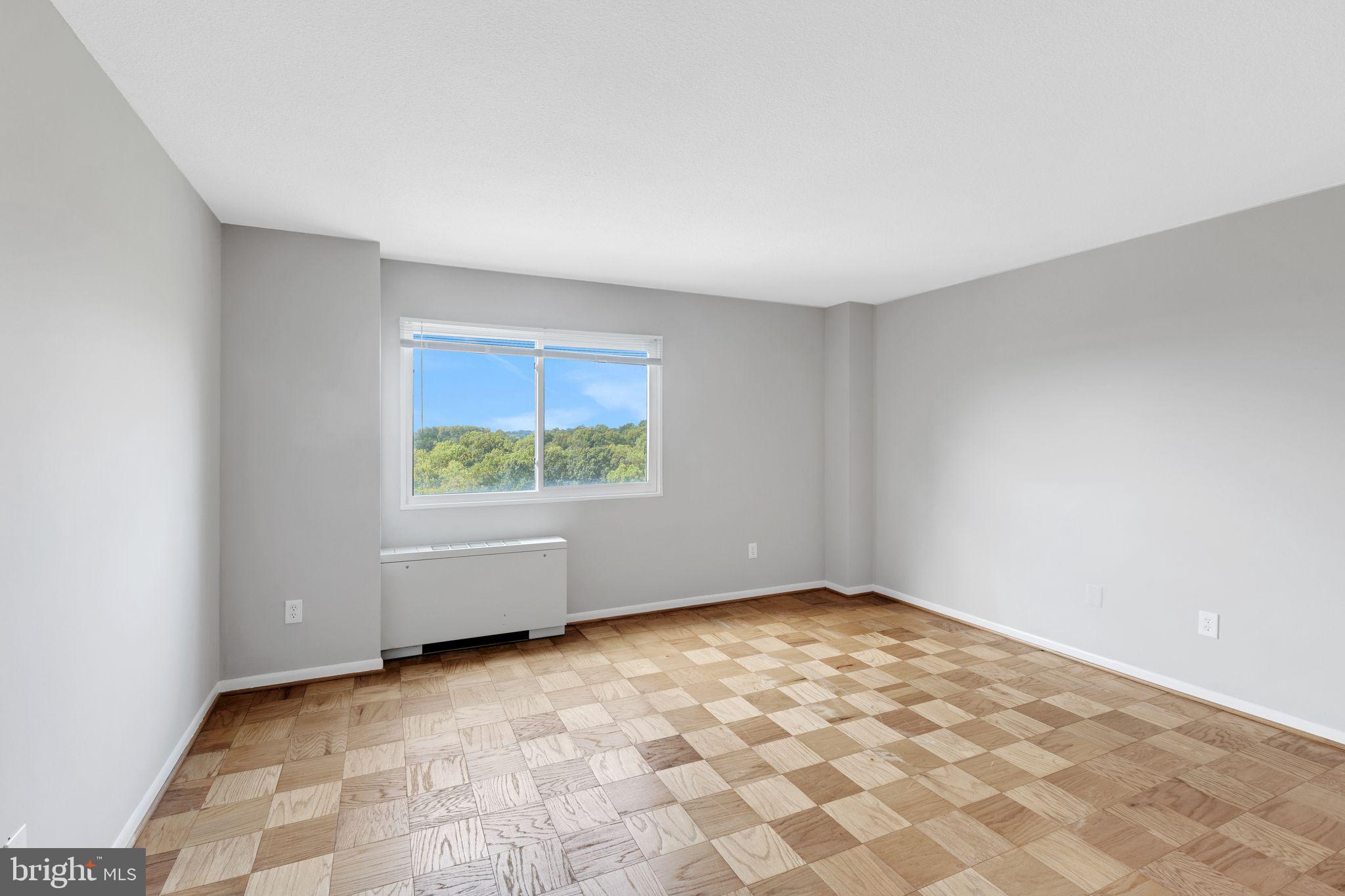 1121 University Blvd W #915-B