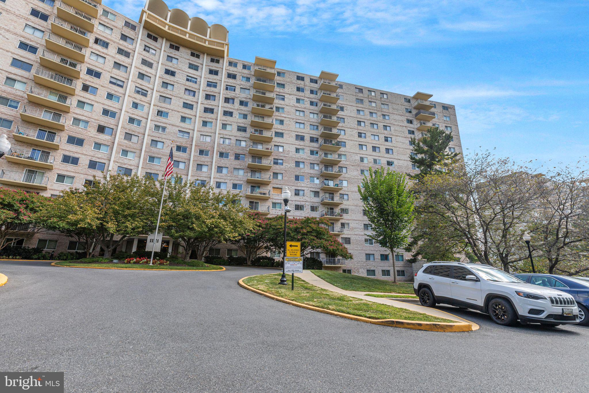 1121 University Blvd W #915-B