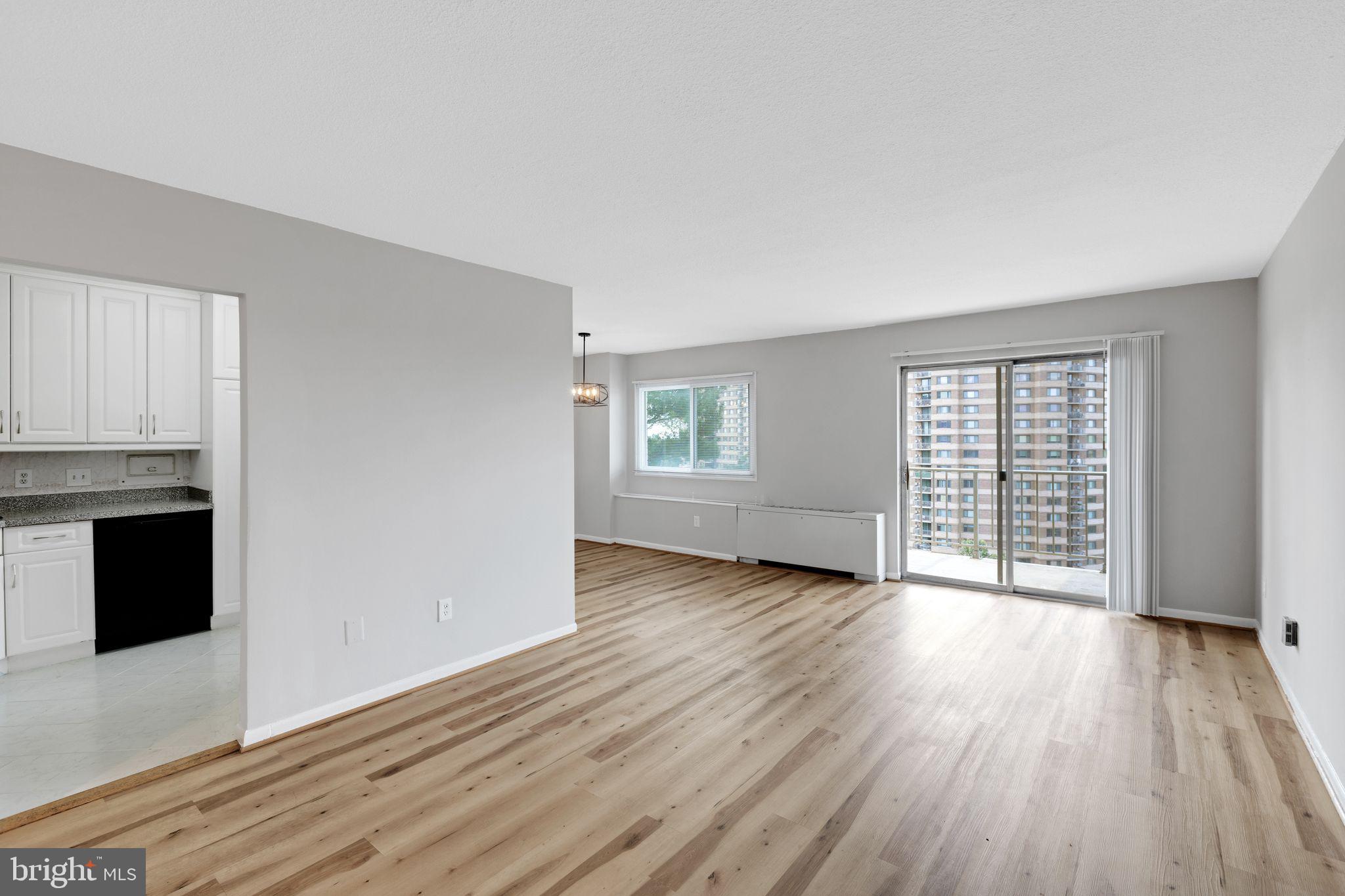 1121 University Blvd W #915-B