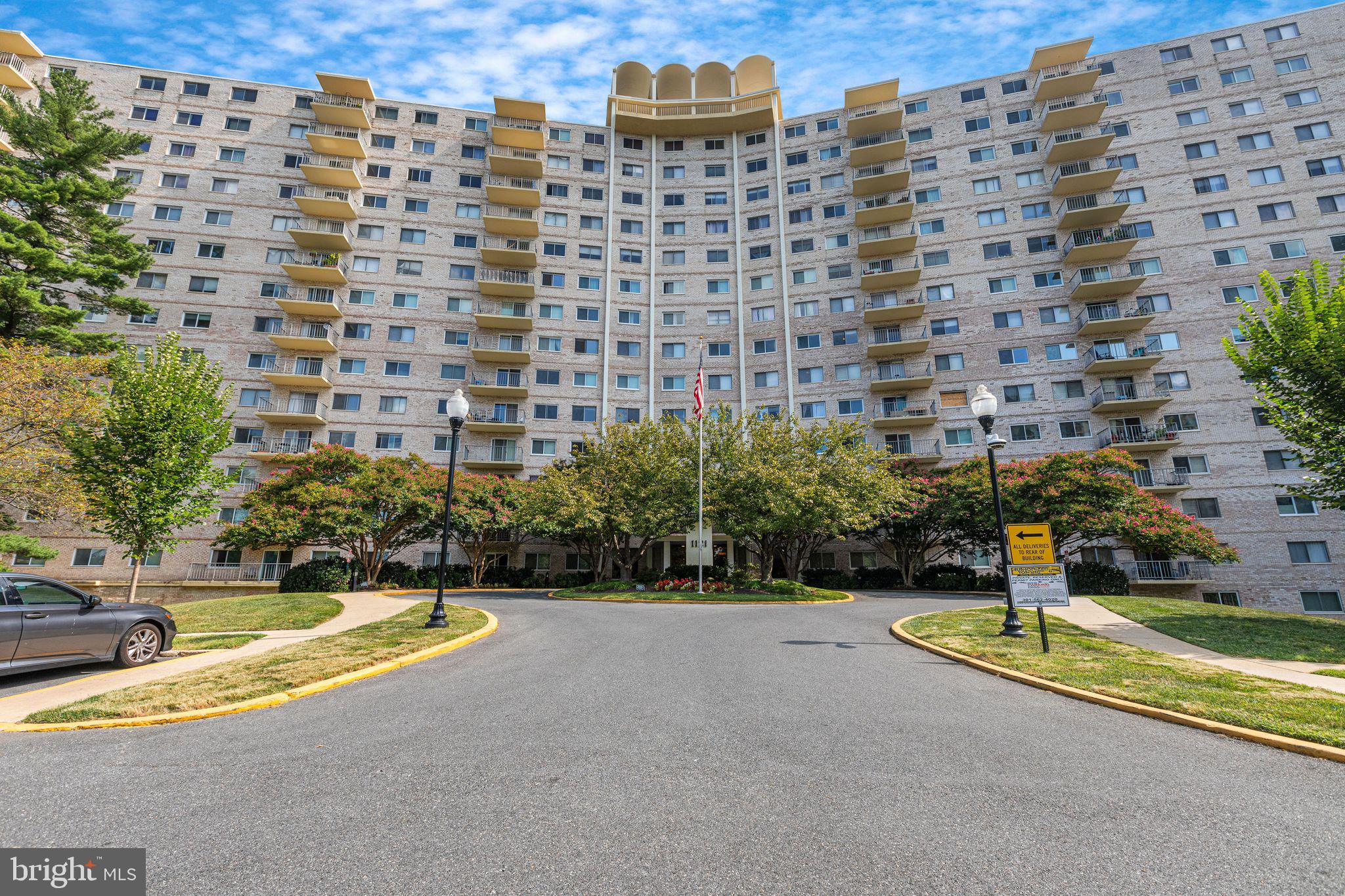 1121 University Blvd W #915-B