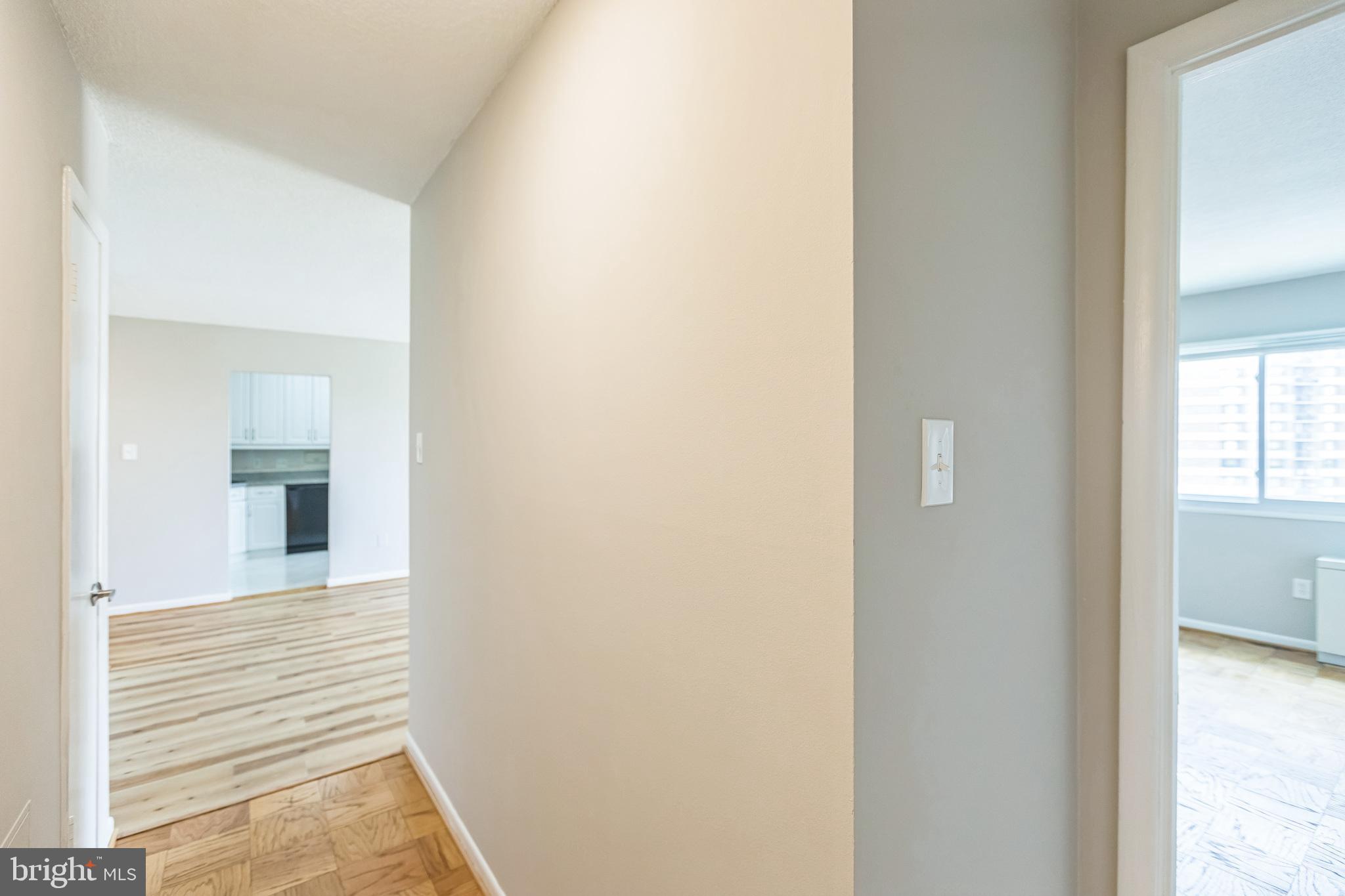 1121 University Blvd W #915-B