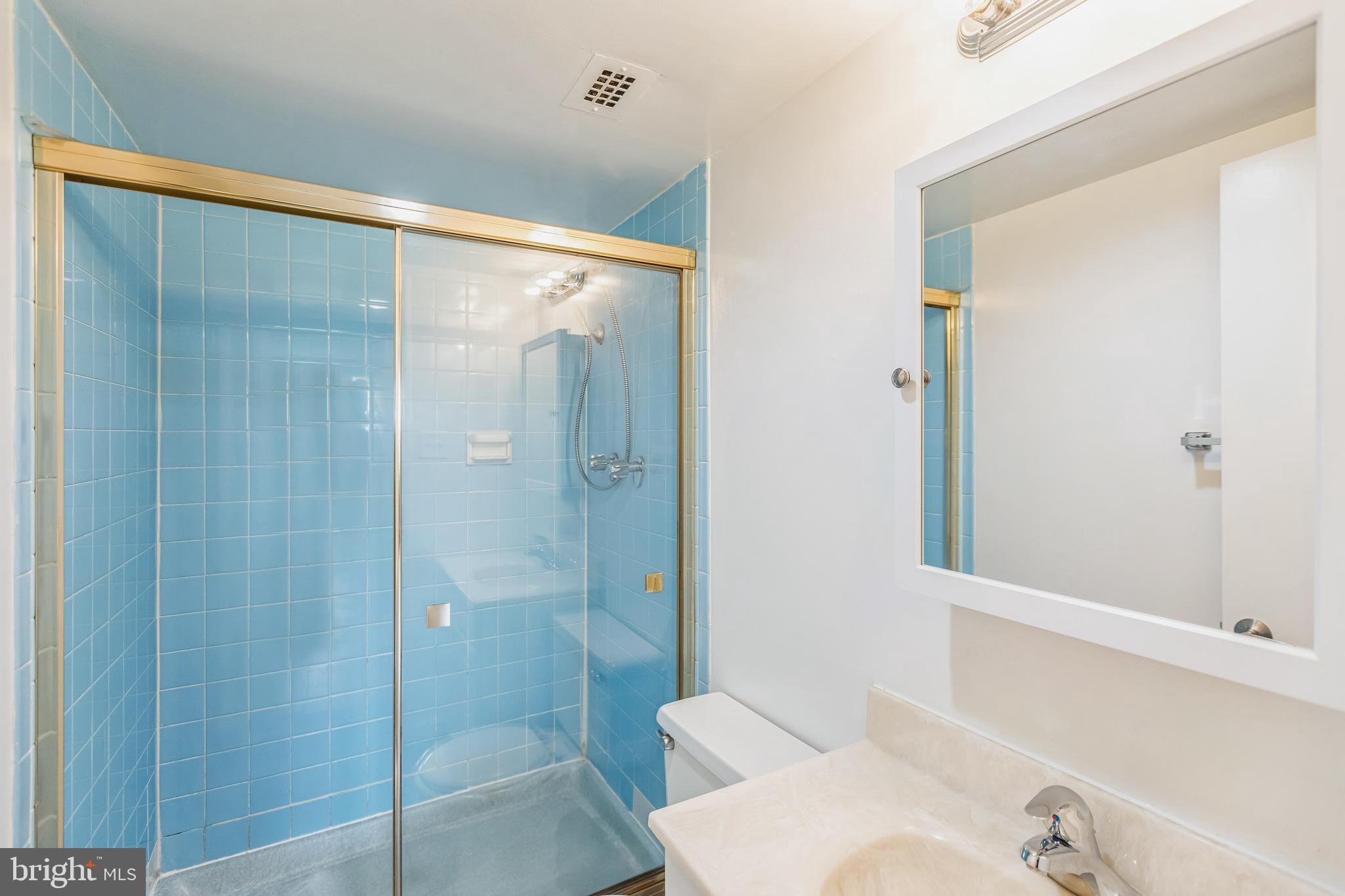 1121 University Blvd W #915-B