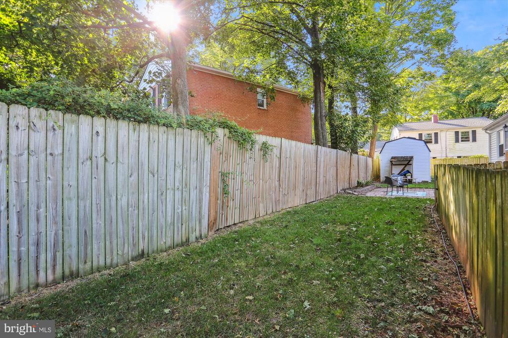 625 Edmonston Dr