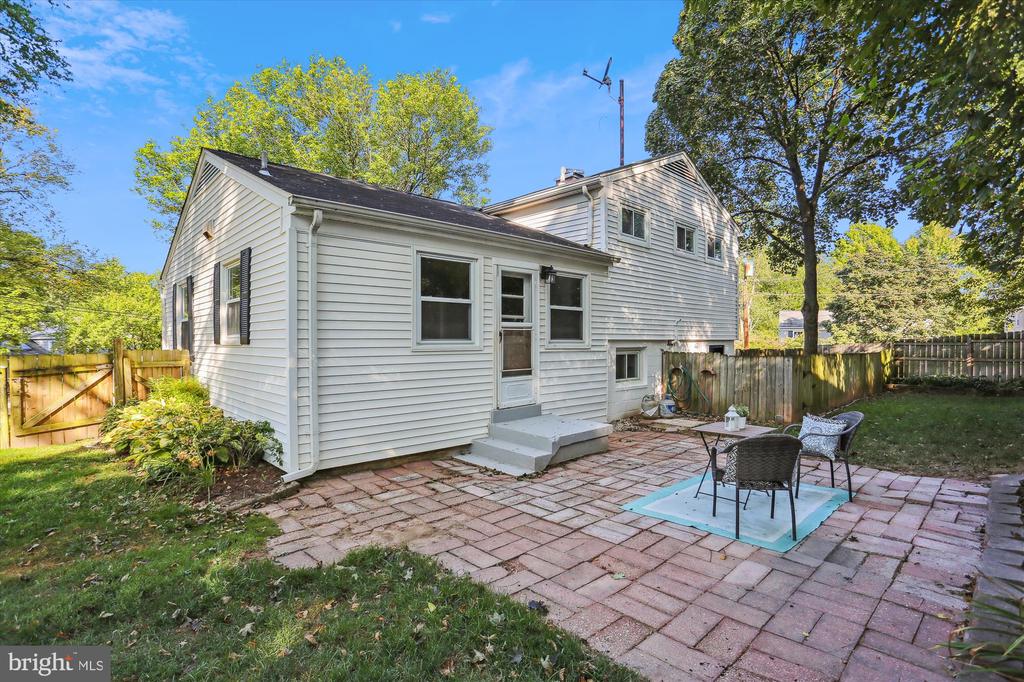 625 Edmonston Dr