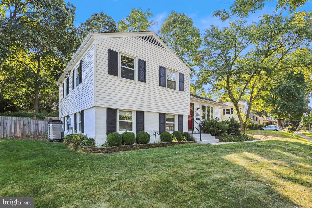 625 Edmonston Dr