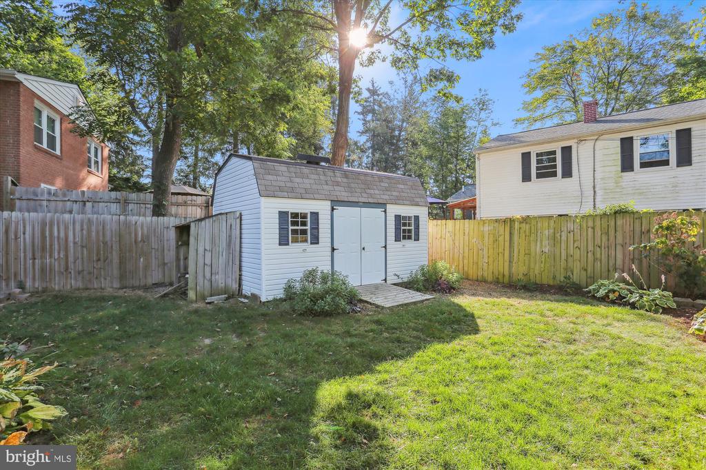 625 Edmonston Dr