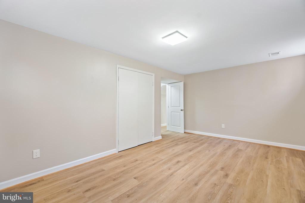 823 Malibu Dr