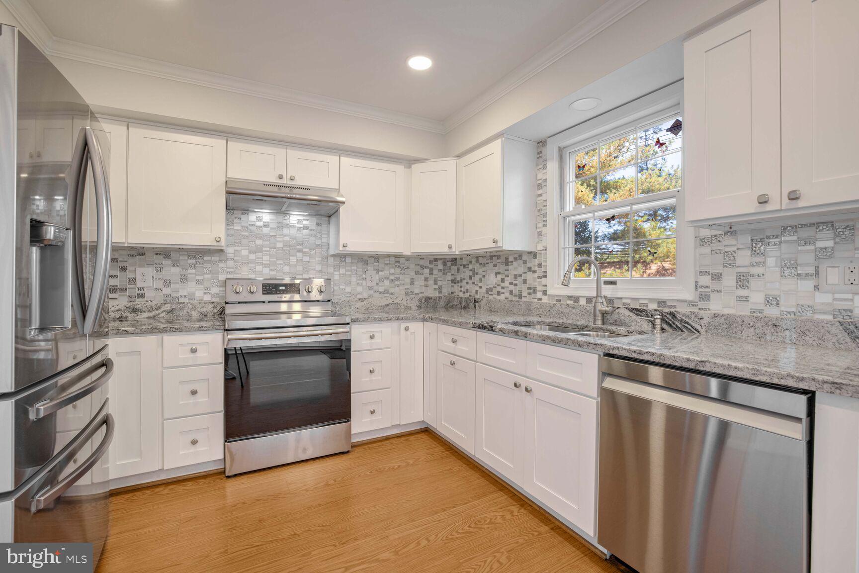 27 Forest Landing Ct