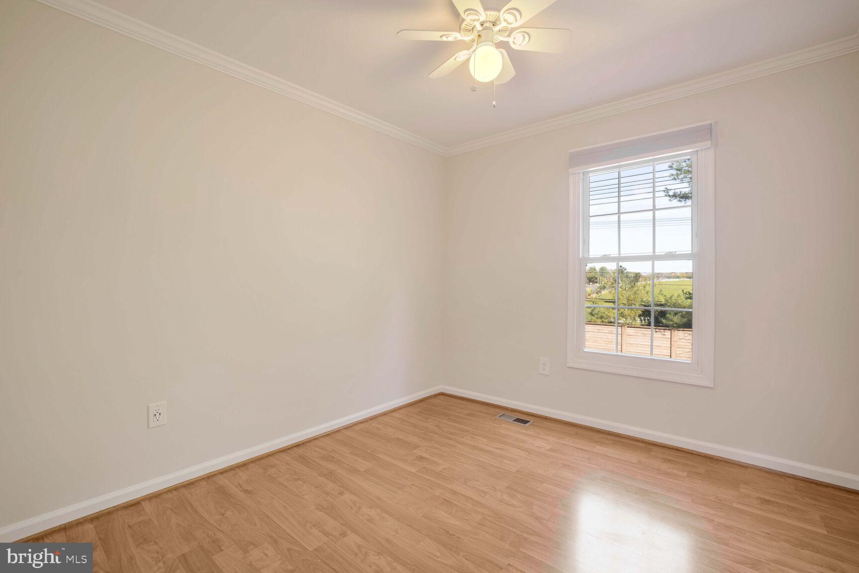 27 Forest Landing Ct