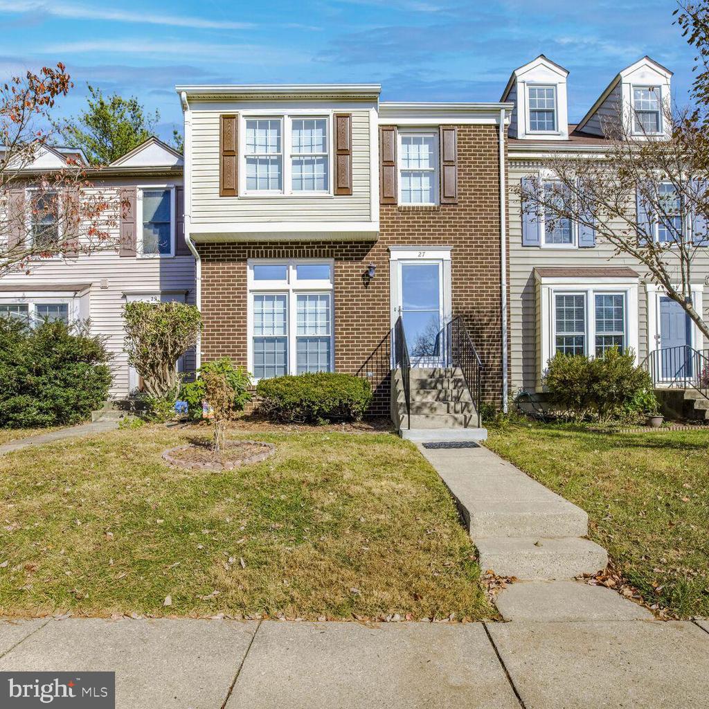 27 Forest Landing Ct
