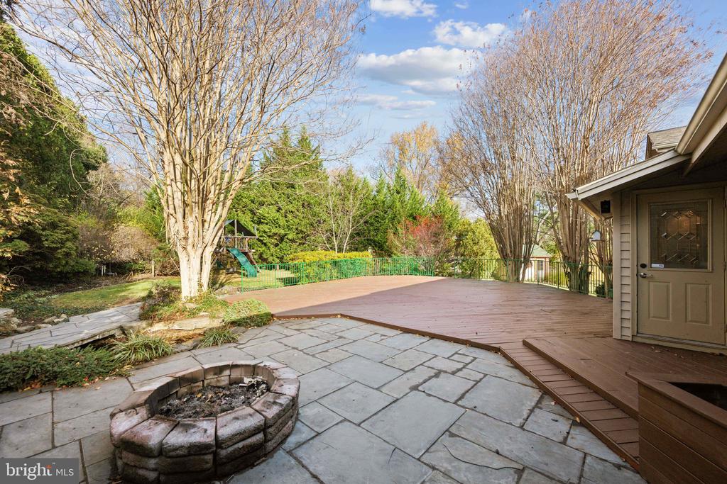 14400 Perrywood Dr