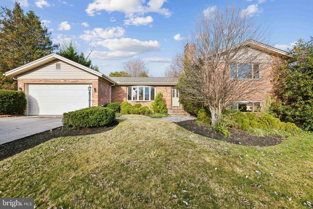 14400 Perrywood Dr