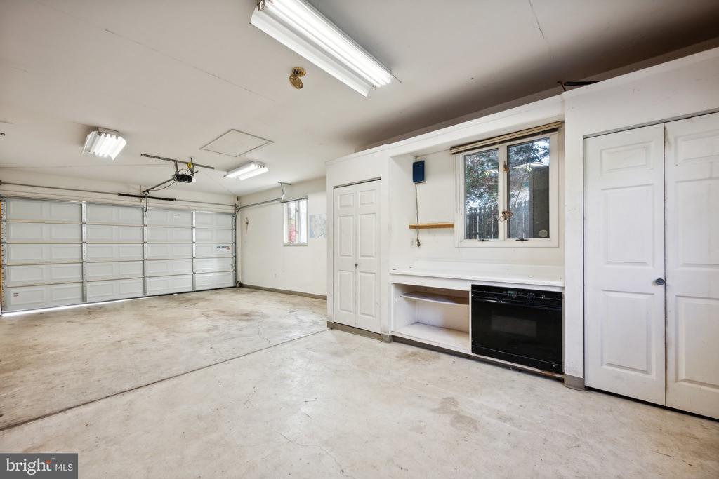 14400 Perrywood Dr