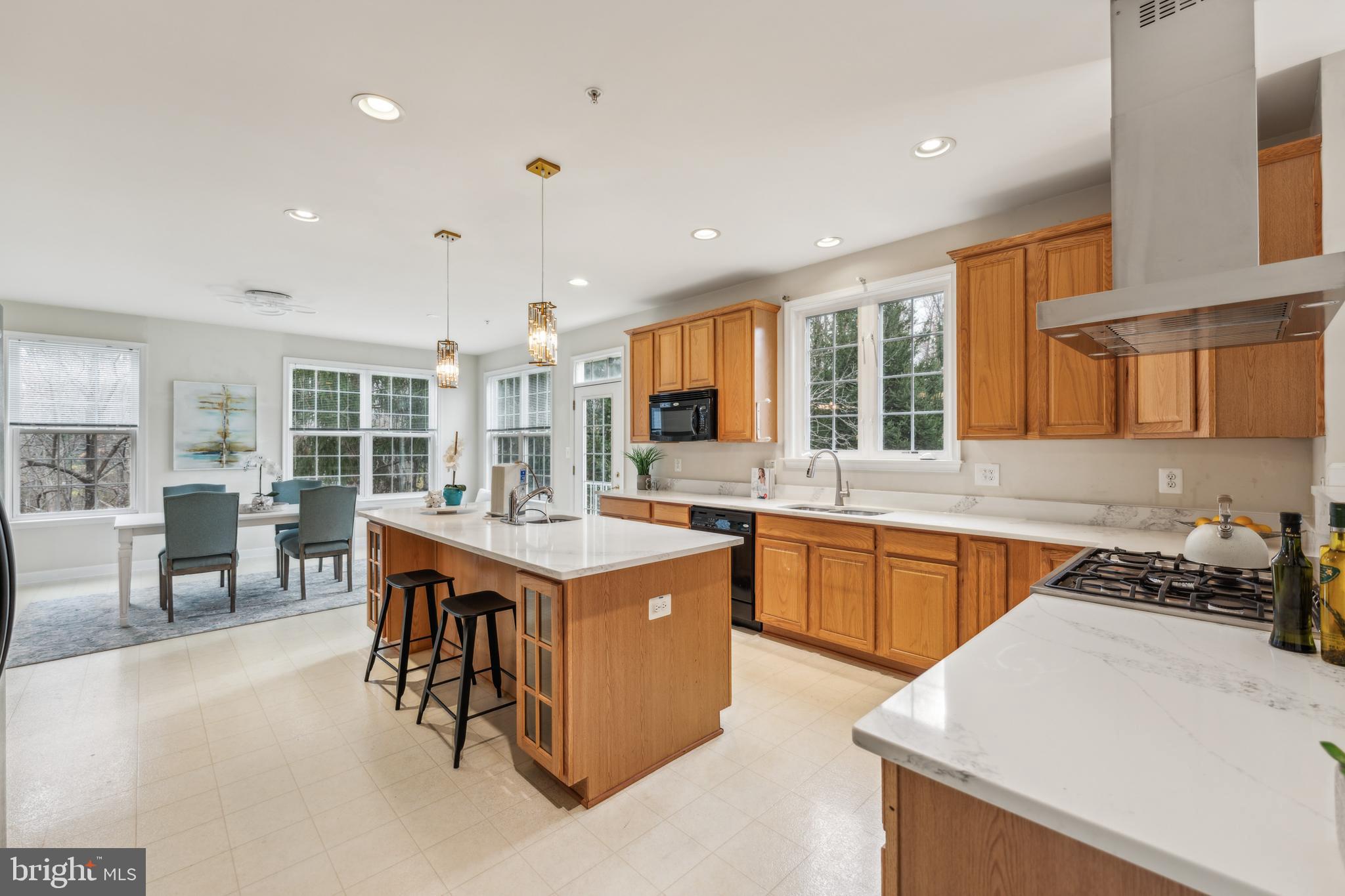 23100 Timber Creek Ln