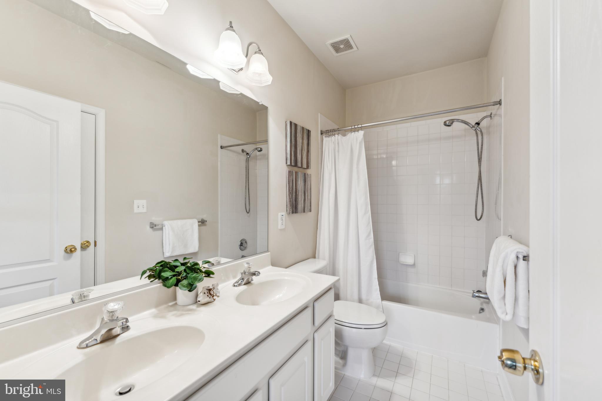 23100 Timber Creek Ln