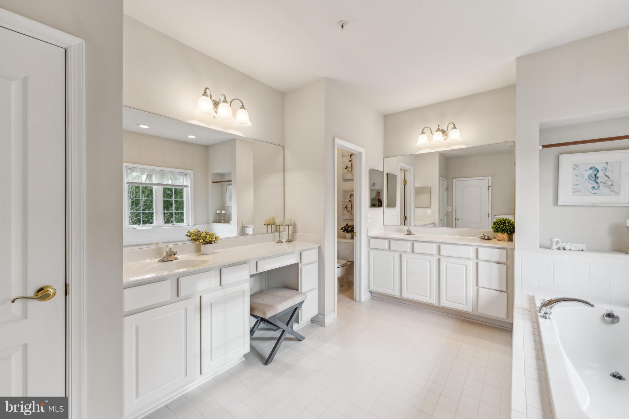 23100 Timber Creek Ln