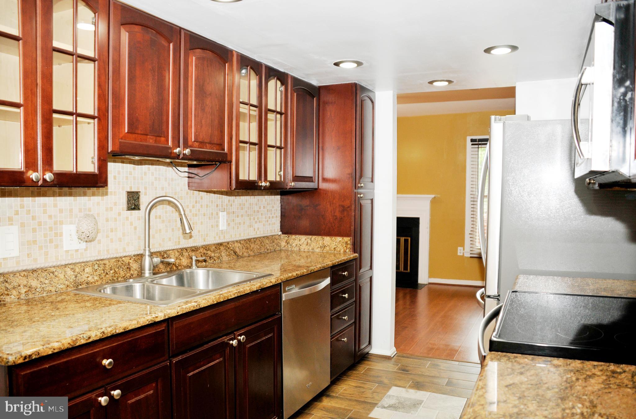 3831 GATEWAY TER #11