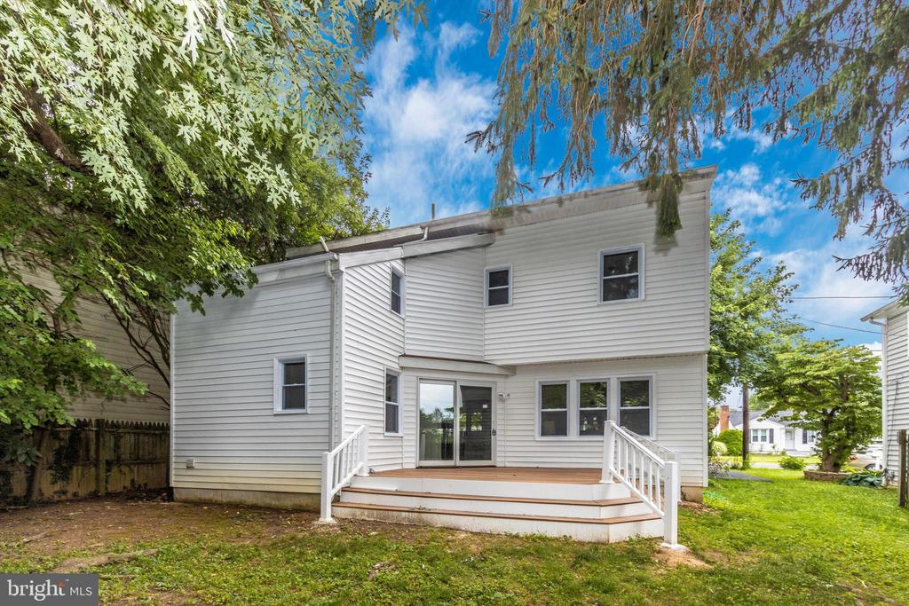 11 Mills Rd