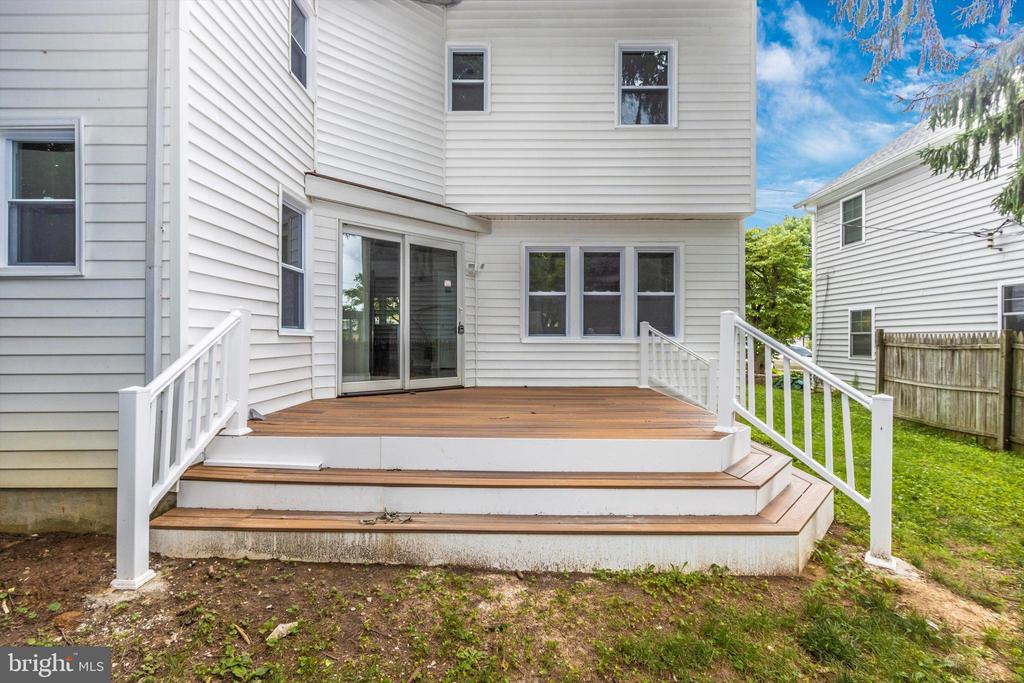 11 Mills Rd