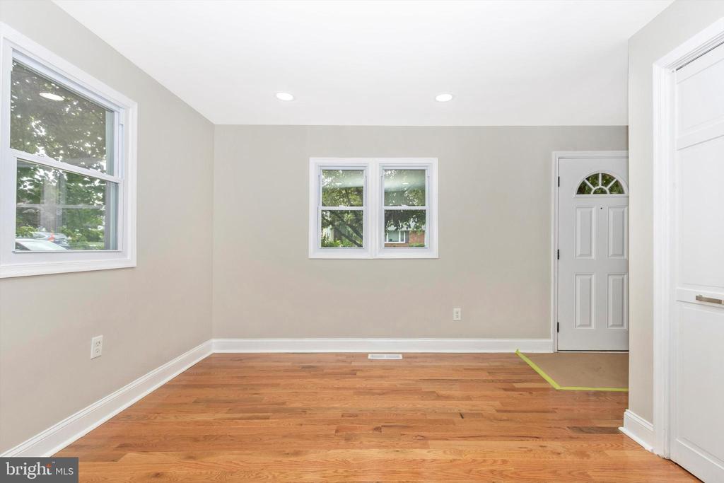 11 Mills Rd