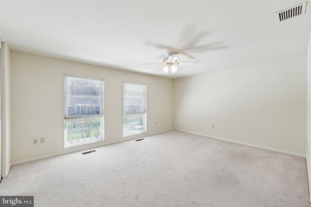 3580 Gleneagles Dr #32-A