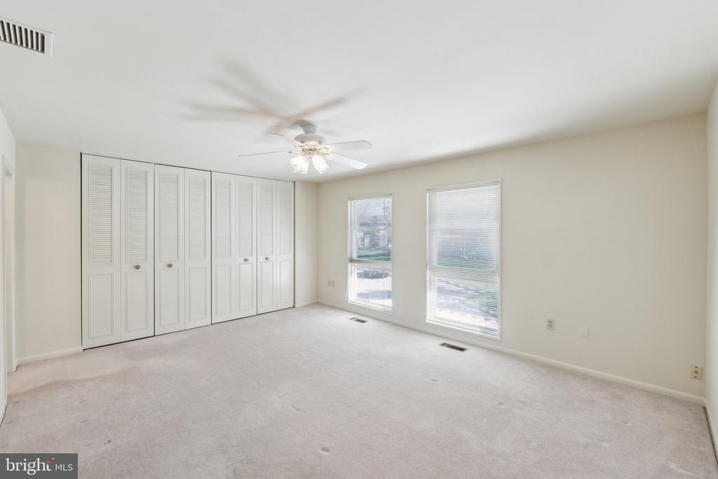 3580 Gleneagles Dr #32-A