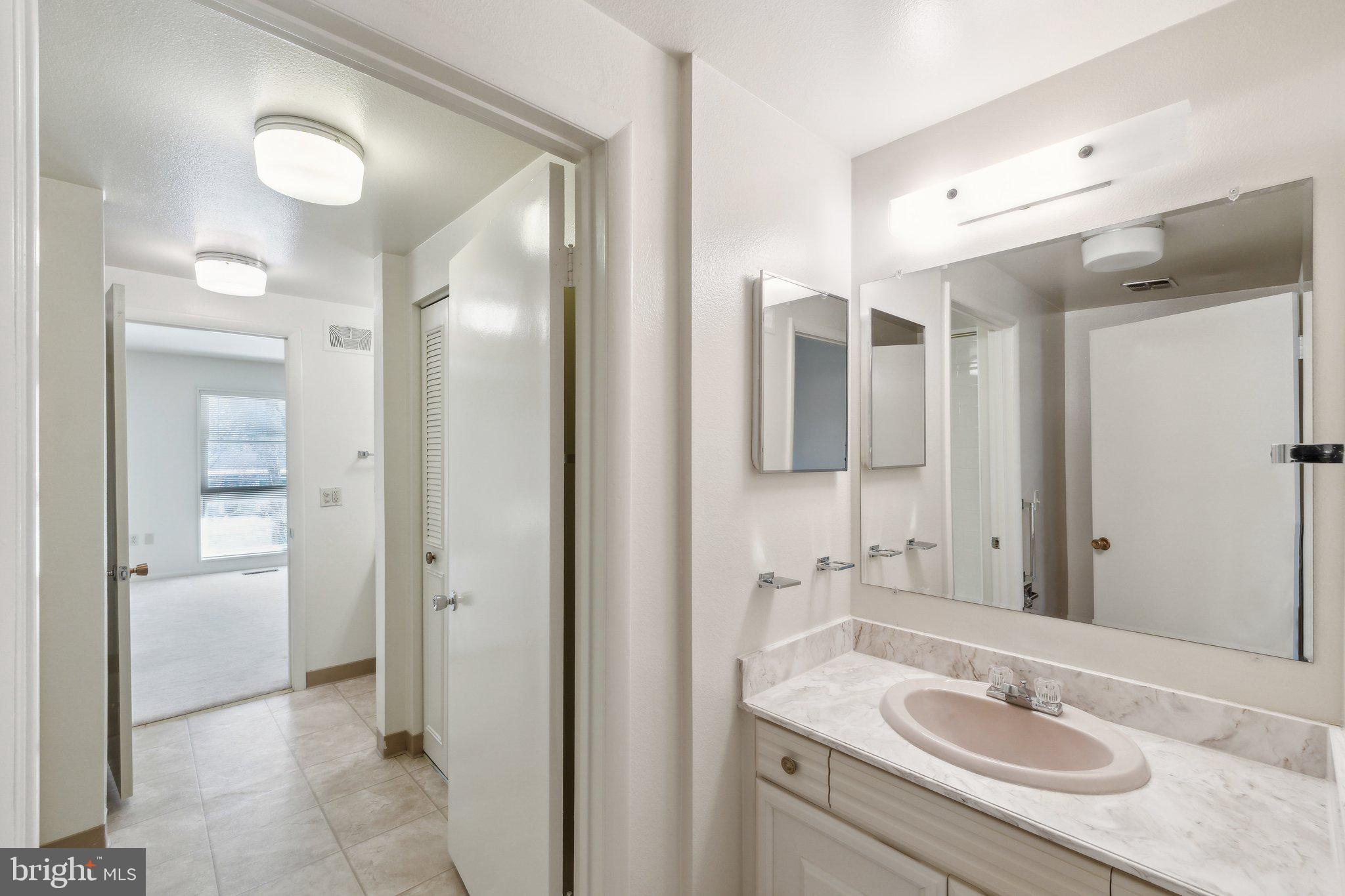 3580 Gleneagles Dr #32-A