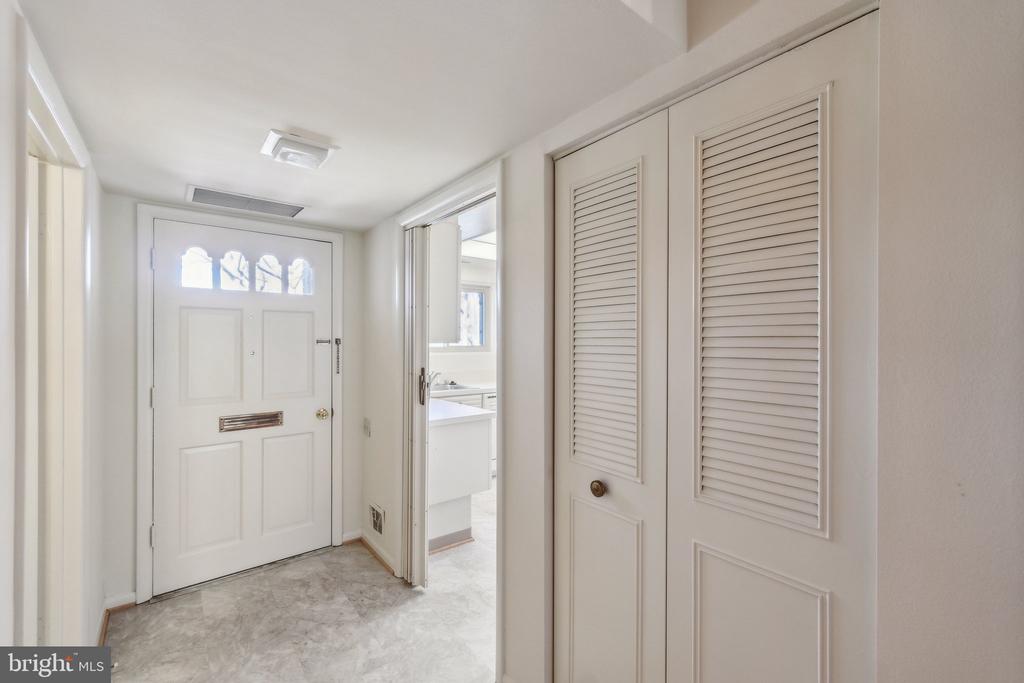 3580 Gleneagles Dr #32-A