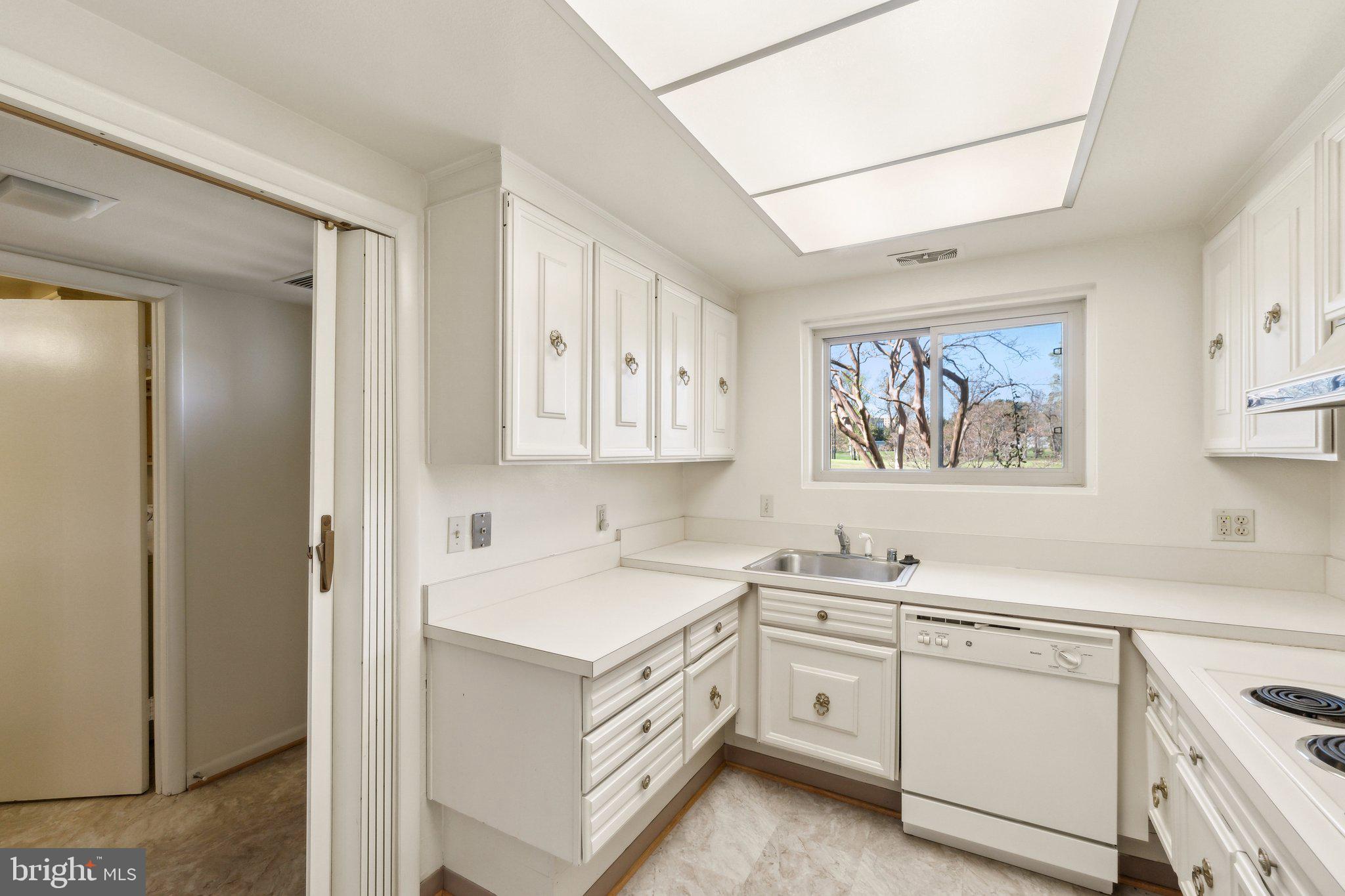 3580 Gleneagles Dr #32-A