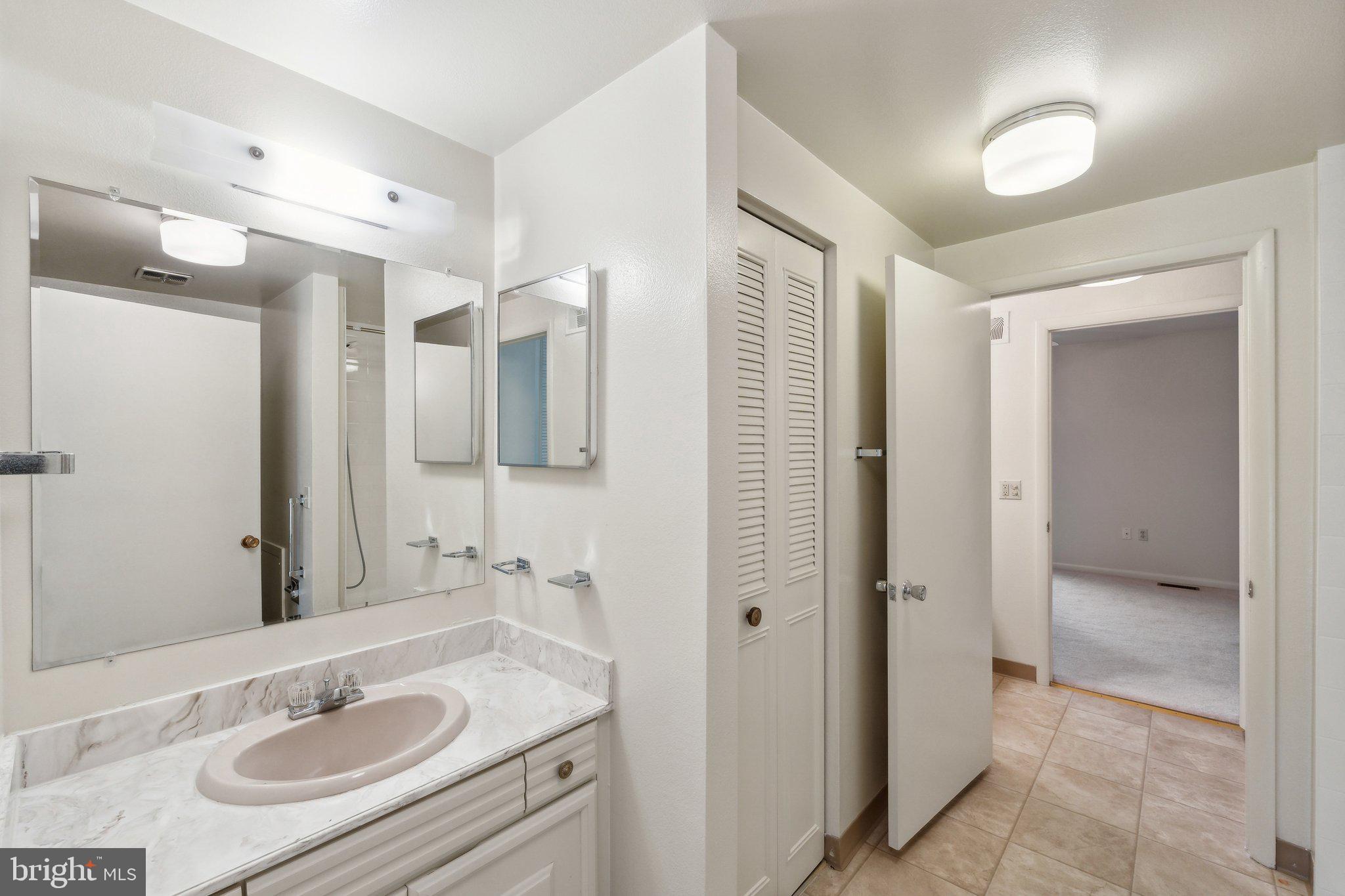 3580 Gleneagles Dr #32-A