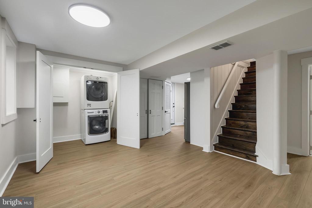 11606 GAIL PL