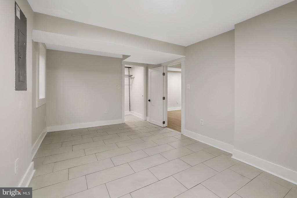 11606 GAIL PL