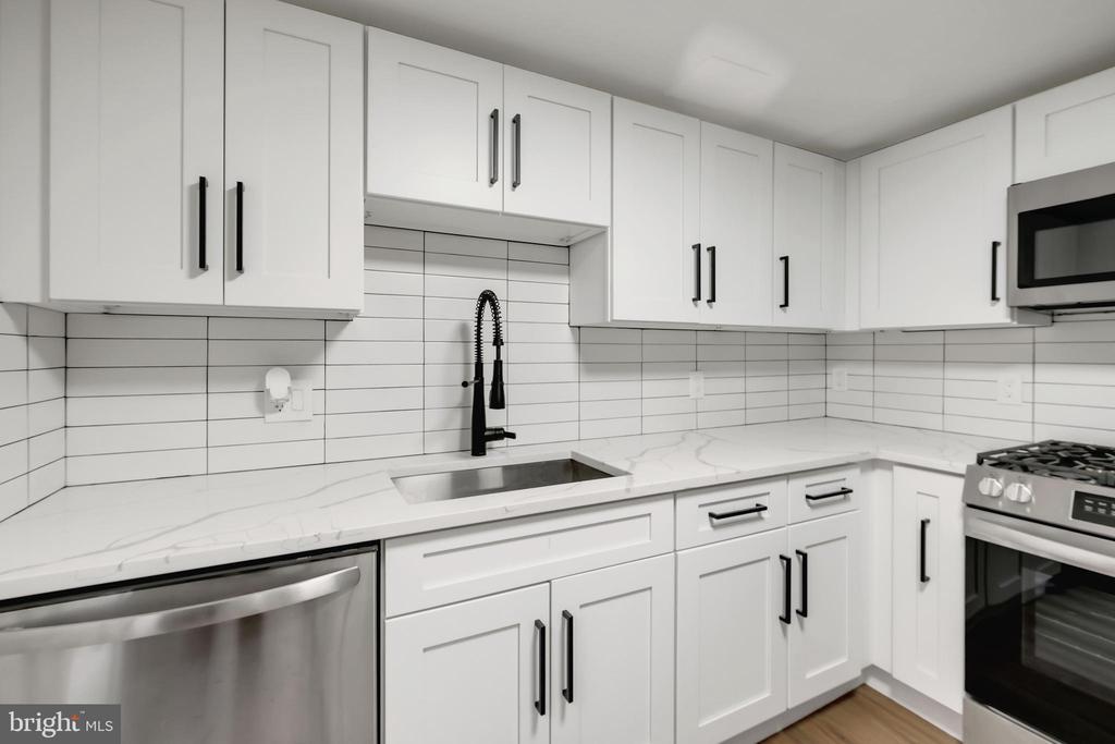 11606 GAIL PL