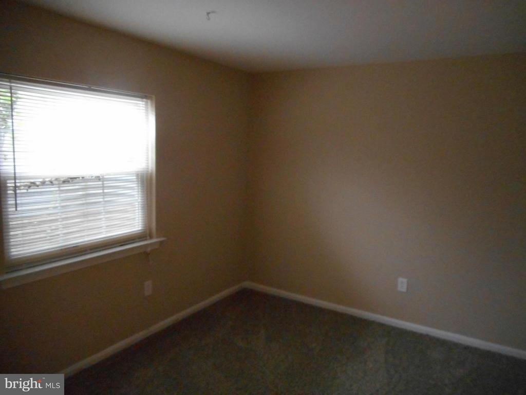 3825 TREMAYNE TER