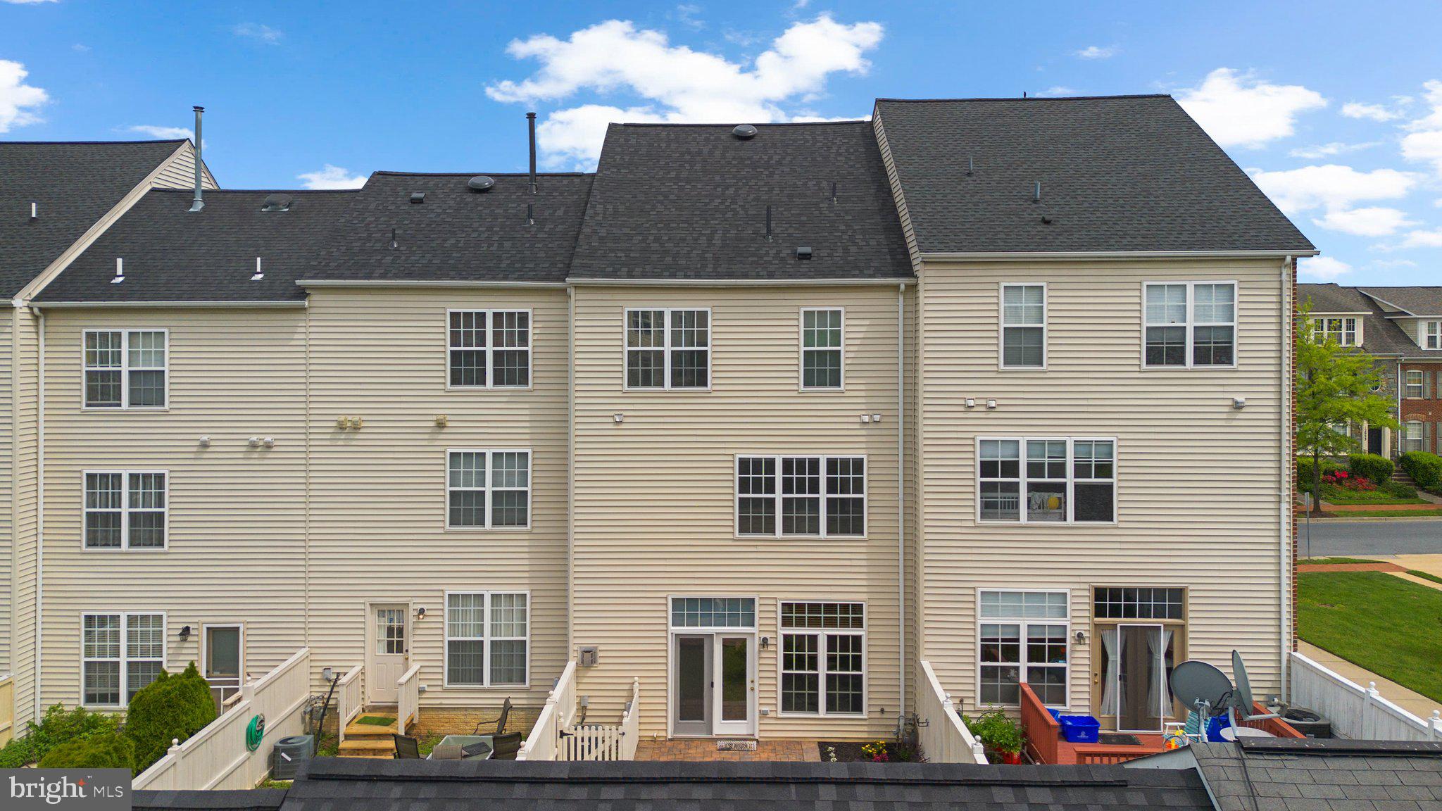 12928 Clarks Crossing Dr