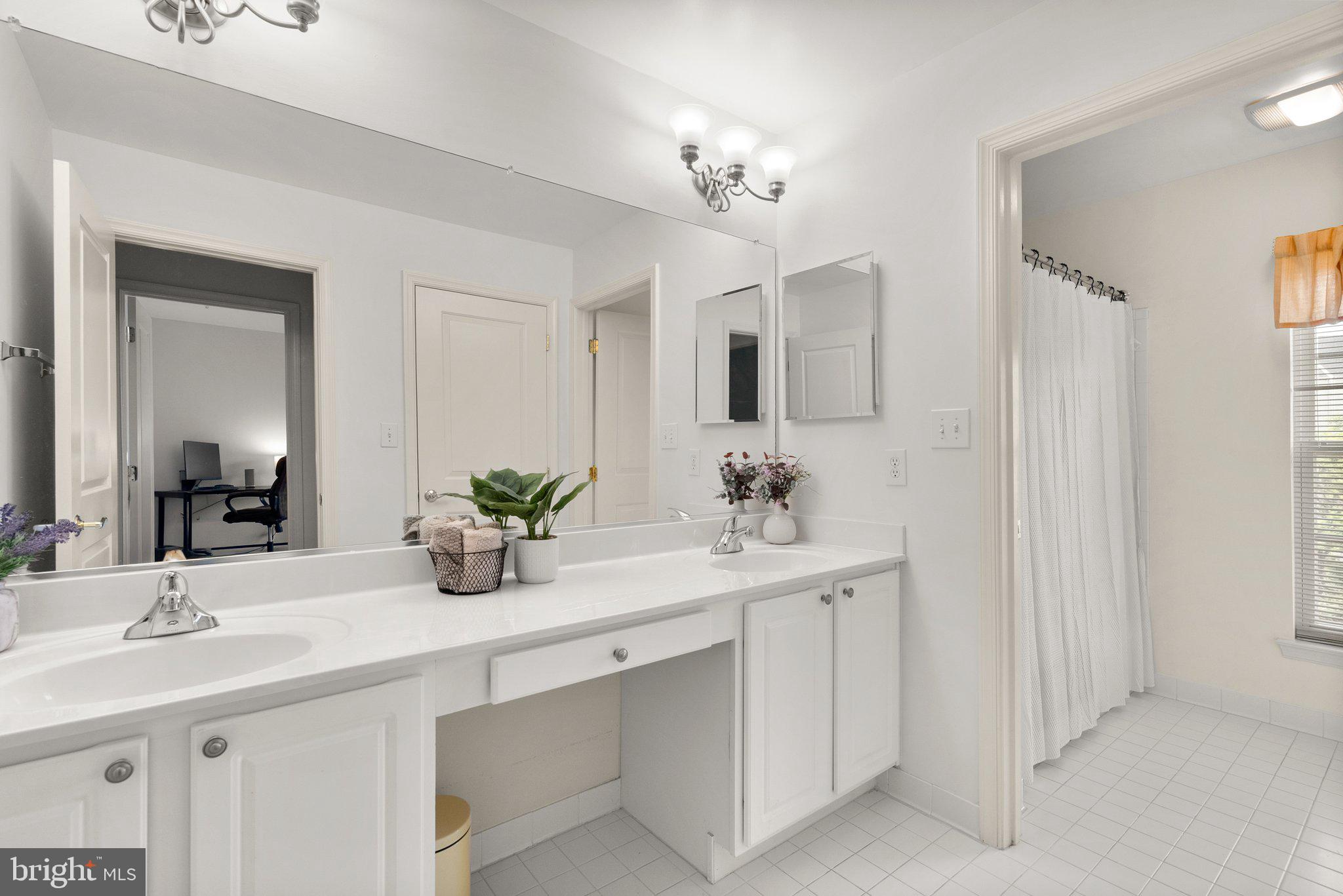 12928 Clarks Crossing Dr