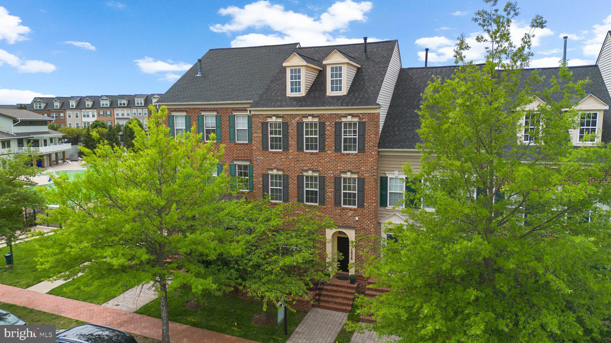 12928 Clarks Crossing Dr