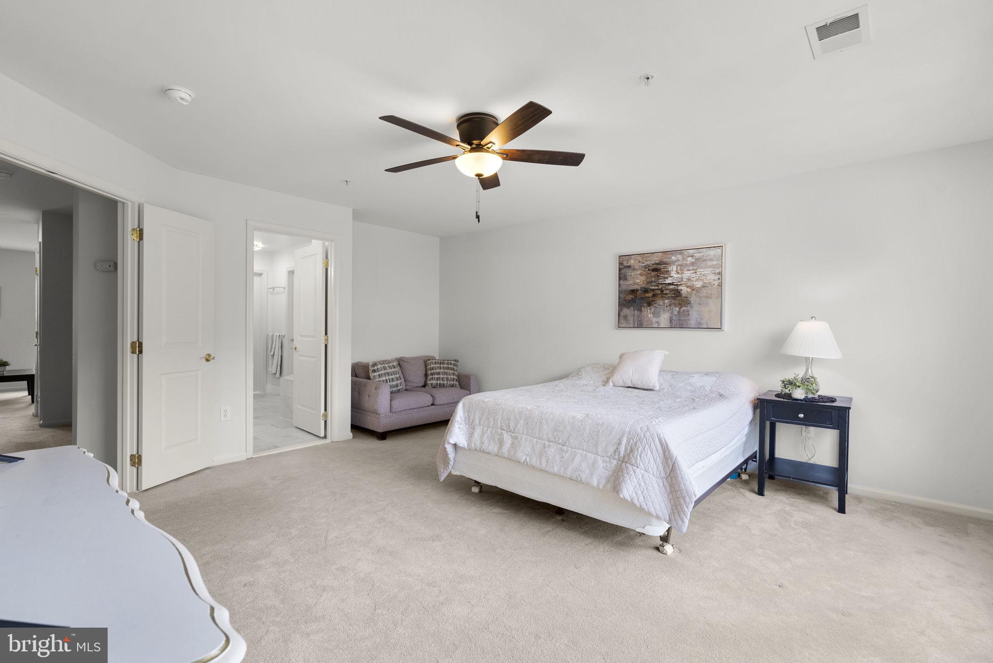 12928 Clarks Crossing Dr