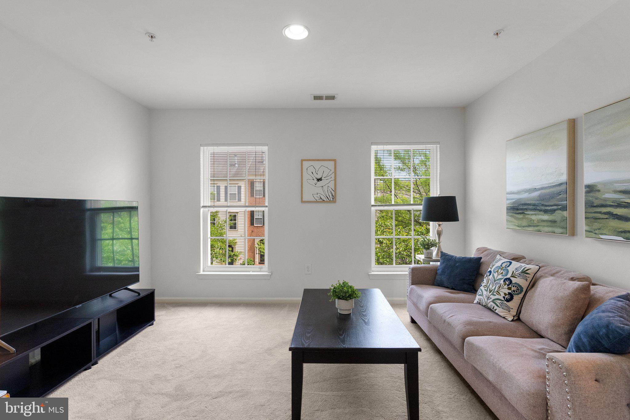 12928 Clarks Crossing Dr