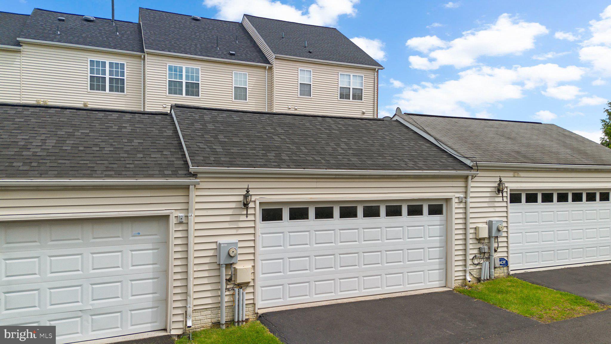 12928 Clarks Crossing Dr