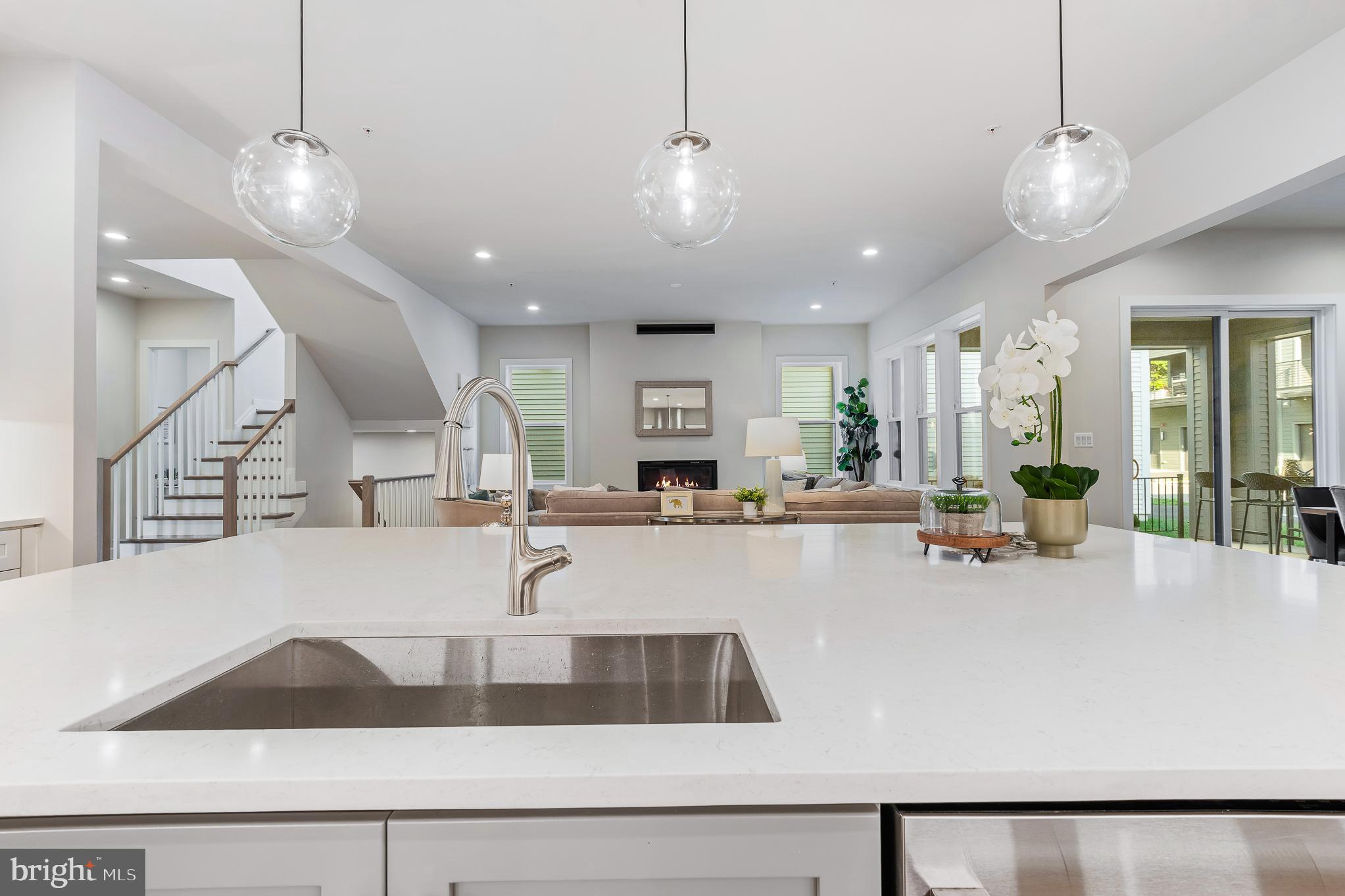 6908 GREYSWOOD ROAD