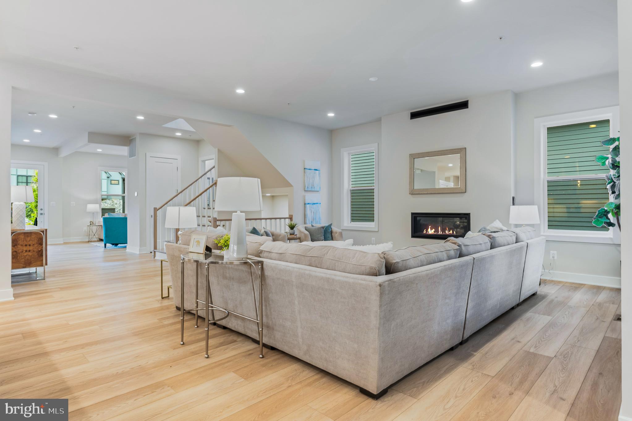 6908 GREYSWOOD ROAD