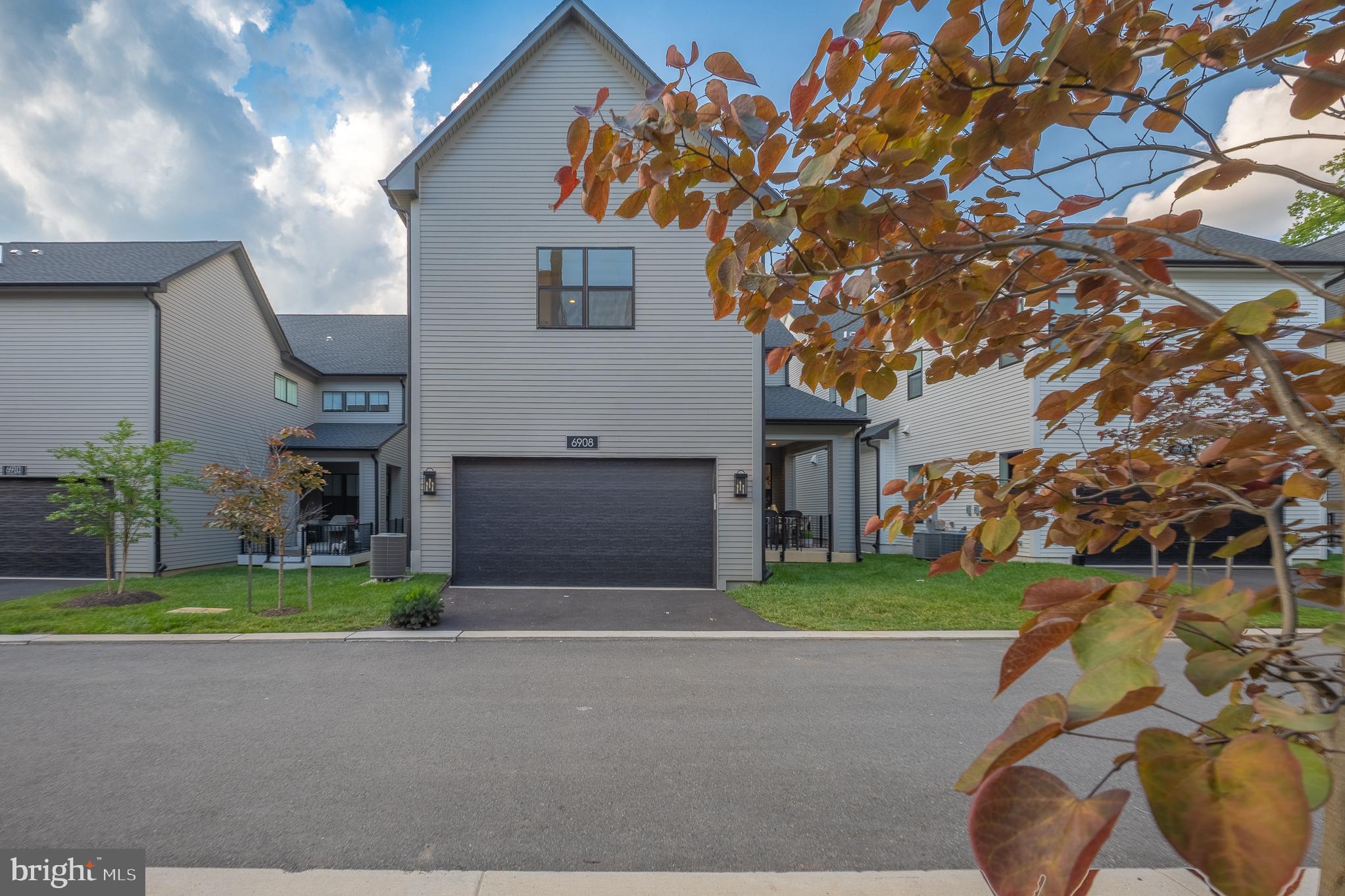 6908 GREYSWOOD ROAD