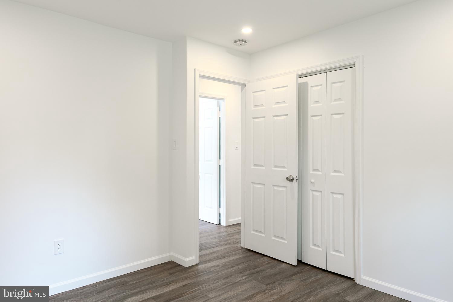 913 N Stonestreet Ave