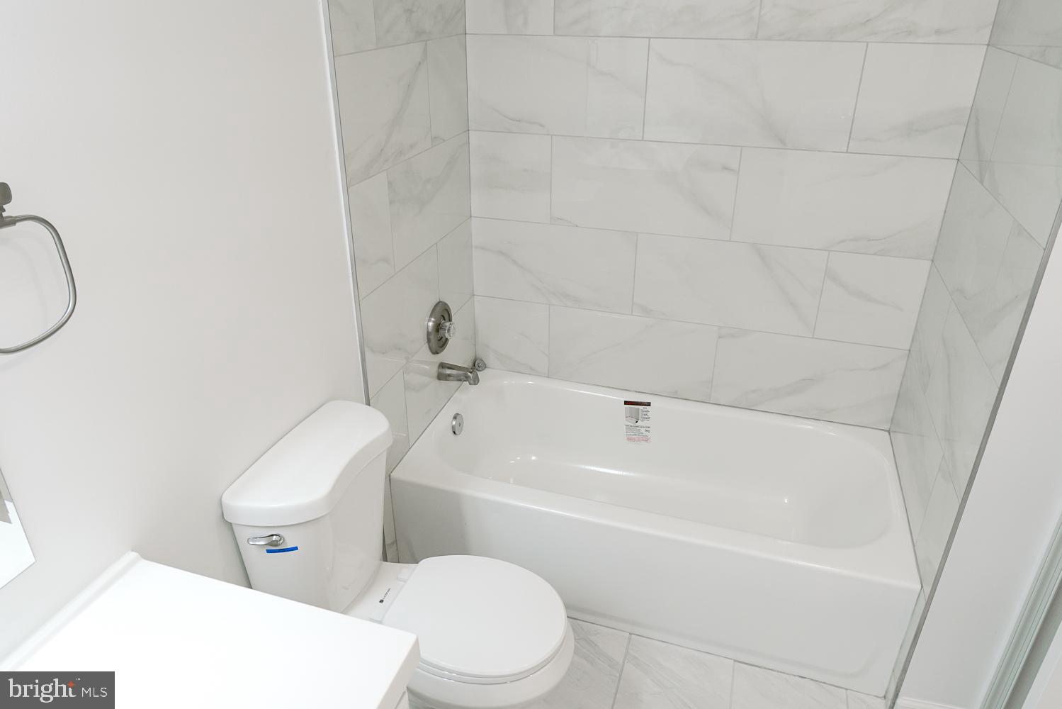 913 N Stonestreet Ave